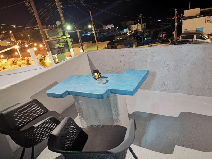 Balcony/terrace 5, N RENIERIS Apartments, South Aegean
