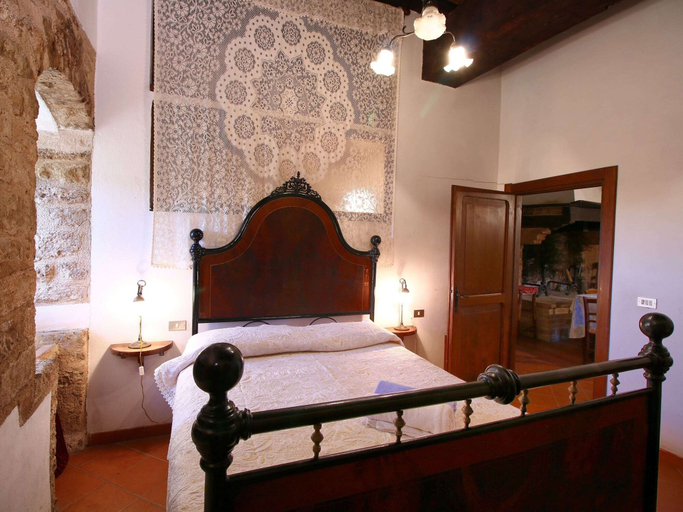 Bedroom 2, Historic Castle With View, Perugia