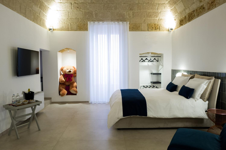 Others 4, Casa Minerva - Suite e Relax, Bari