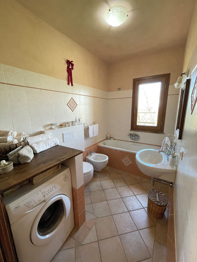 Bathroom 4, Agriturismo Podere le Tombe, Pisa