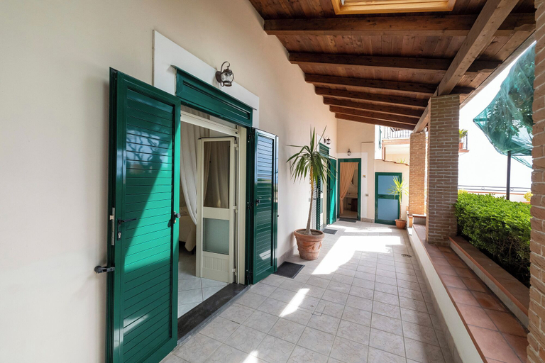Exterior & Views 2, Le Marelle, Salerno
