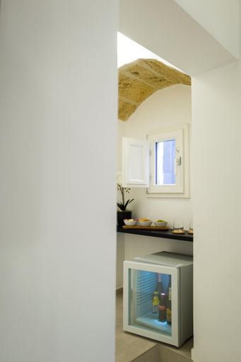 Others 3, Casa Minerva - Suite e Relax, Bari