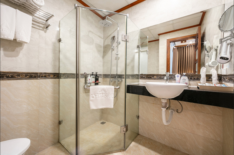 Bathroom 4, A25 Hotel - 44 Hang Bun, Ba Đình