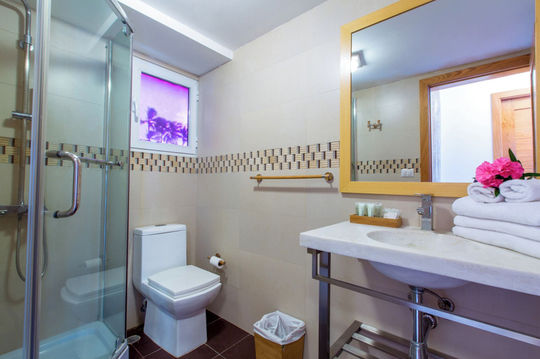 Bathroom, Villas DELUXE Los Corales Beach, Salvaleon de Higuey