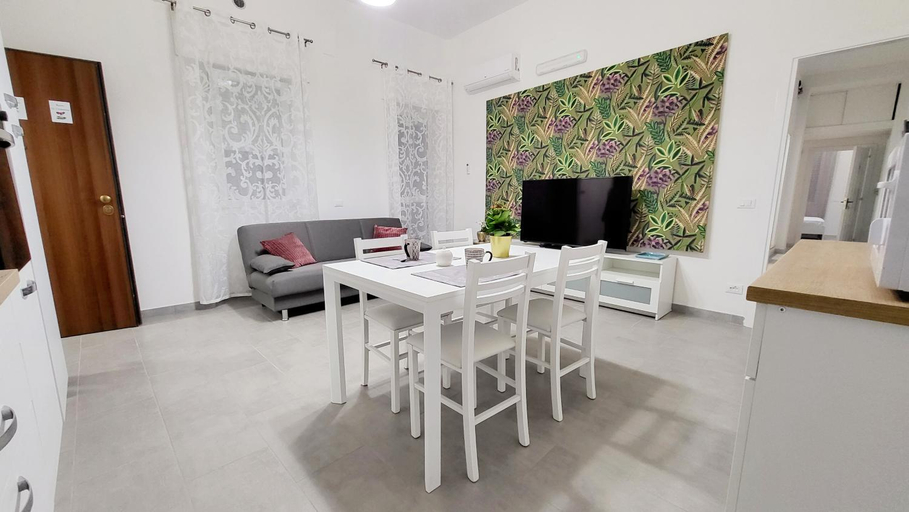 Others 4, Central Rooms Best Vacation Ever, Cagliari