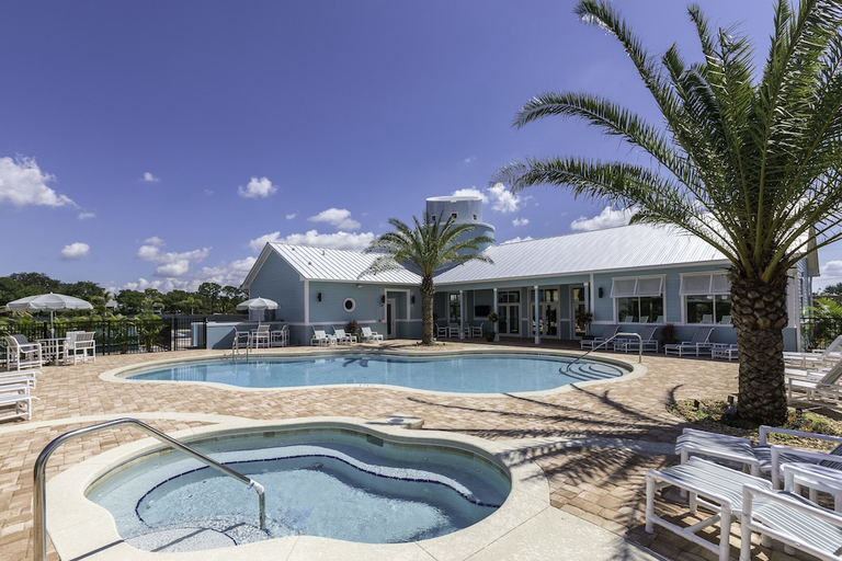 Sport & Beauty 2, Cape Crossing Resort & Marina, Brevard