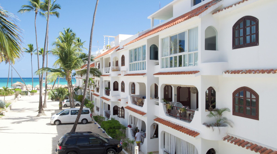 Exterior & Views, Villas DELUXE Los Corales Beach, Salvaleon de Higuey