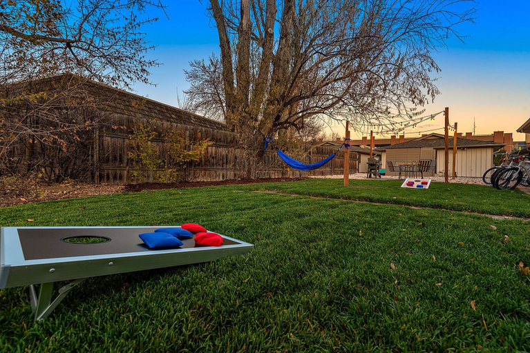 Exterior & Views 2, Stylish Getaway W/ Designer Touches - Free Bikes, Larimer