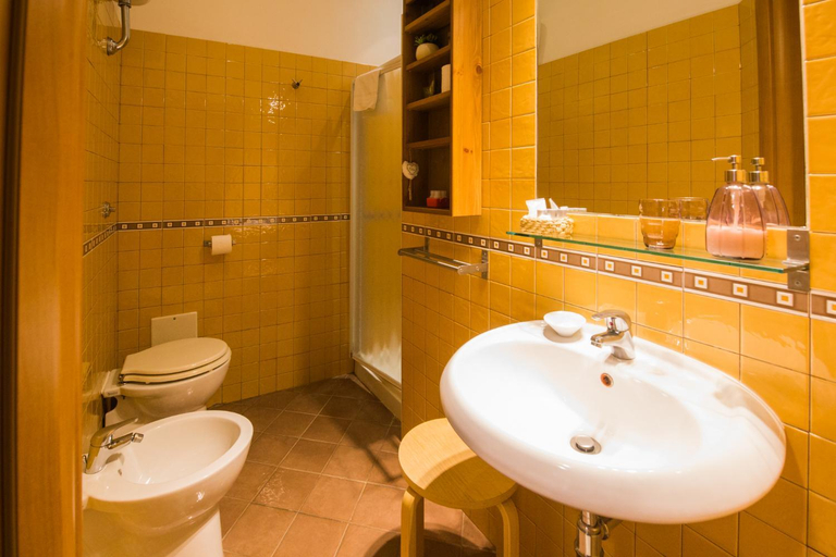 Bathroom, Bed & Breakfast Piazza Dante, Napoli