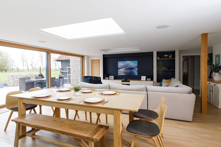 Others 5, Luxury Cottage Conversion Close to Beaches, West Sussex