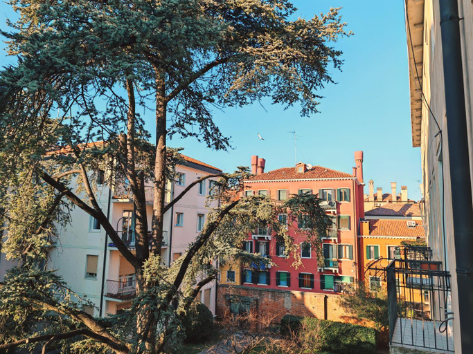 Others 2, Goldmine Guest House 2, Venezia