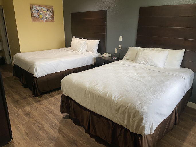 Bedroom 2, Woodridge Inn and Suites, Ottawa