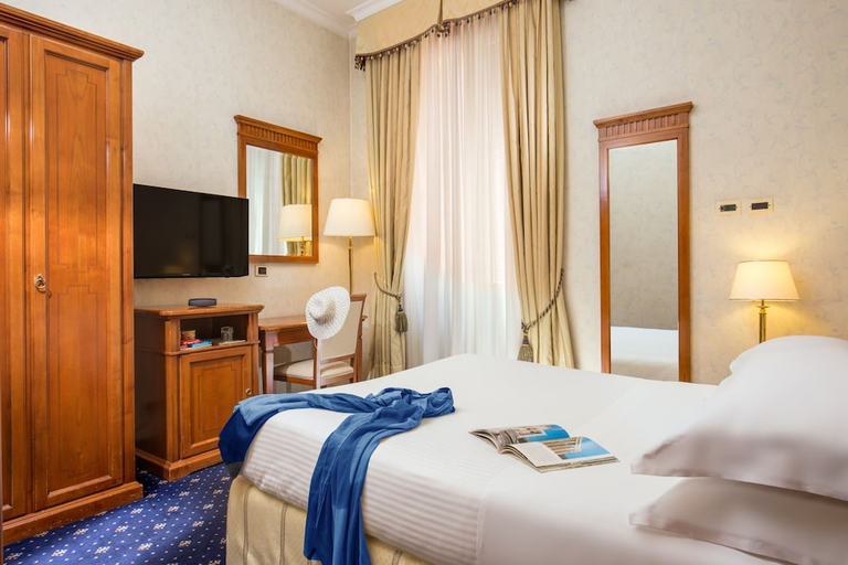 Bedroom 2, UNAWAY Hotel Empire Roma, Rome
