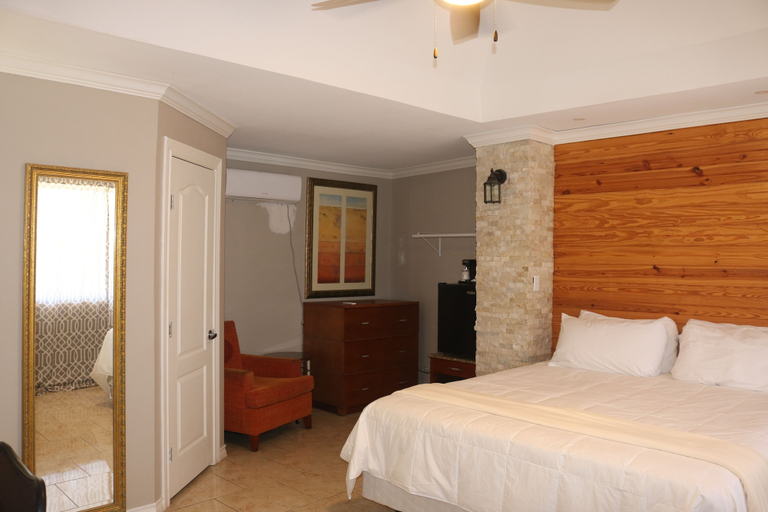 Bedroom 3, MG INN & SUITES, Zapata
