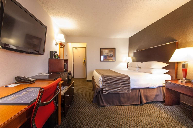 Bedroom 3, Best Western Airport Inn, Division No. 6