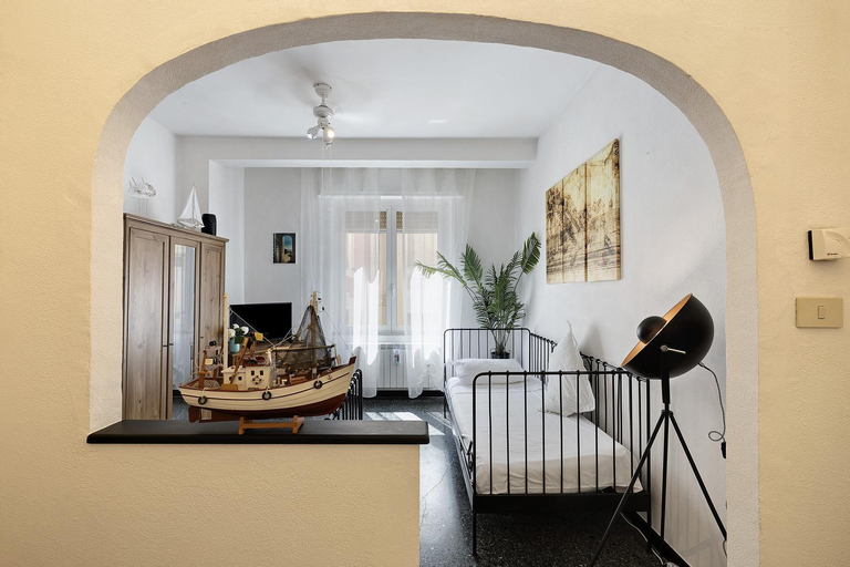 Others 5, Liguria Home, Savona