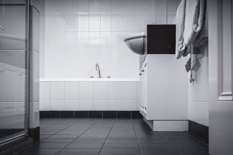 Bathroom 4, Hotel Bellinzona Daylesford, Hepburn - East