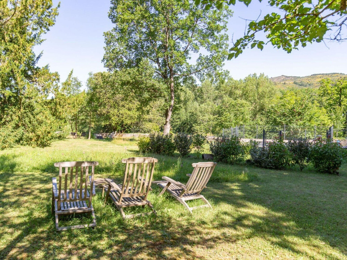 Garden 5, Residence Near Esperaza in a Beautiful Area, Aude