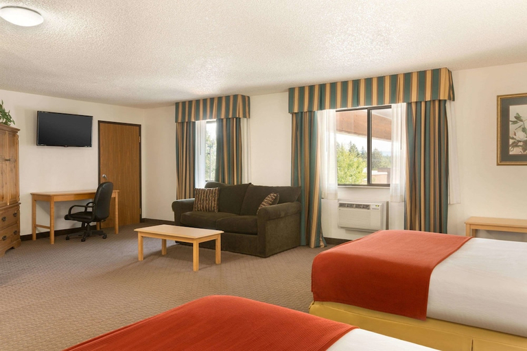 Bedroom 2, Baymont By Wyndham Whitefish, Flathead
