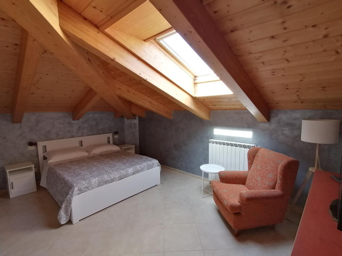 Bedroom 2, P al parco, Genova