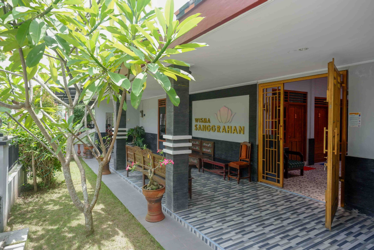 Exterior & Views 2, Wisma Sanggrahan Syariah, Bantul