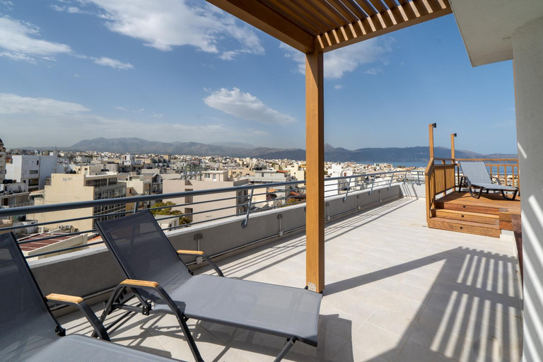 Facilities 3, City Stories view, Crete