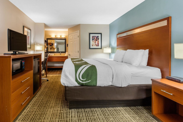 Bedroom 2, Southern Soho Boutique Hotel, Calhoun