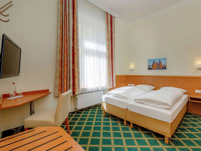 Bedroom 3, Mercure Hotel Luebeck City Center, Lübeck