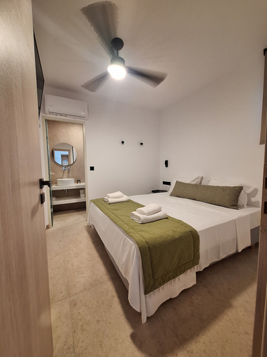 Bedroom 3, La Maltese Boutique Paros, South Aegean