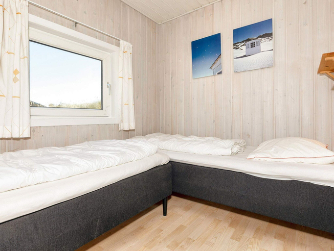 Bedroom 2, 4 Star Holiday Home in Lokken, Jammerbugt
