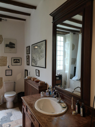 Bathroom, Mule, Route du Mule, Gers