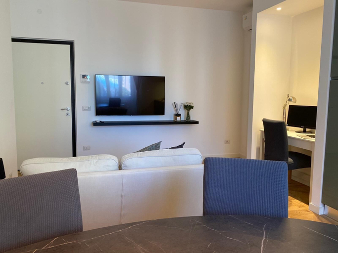 Living area 3, Modern 2 bedrooms - Cino 15, Milano