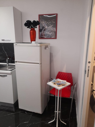 Others 4, Lux House Naples Airport, Napoli