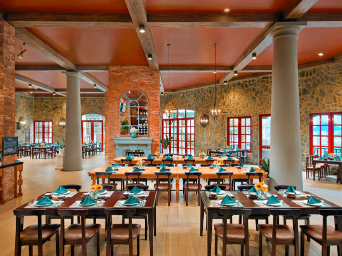 Food & Drinks 4, Mercure Danang French Village Bana Hills, Hoà Vang