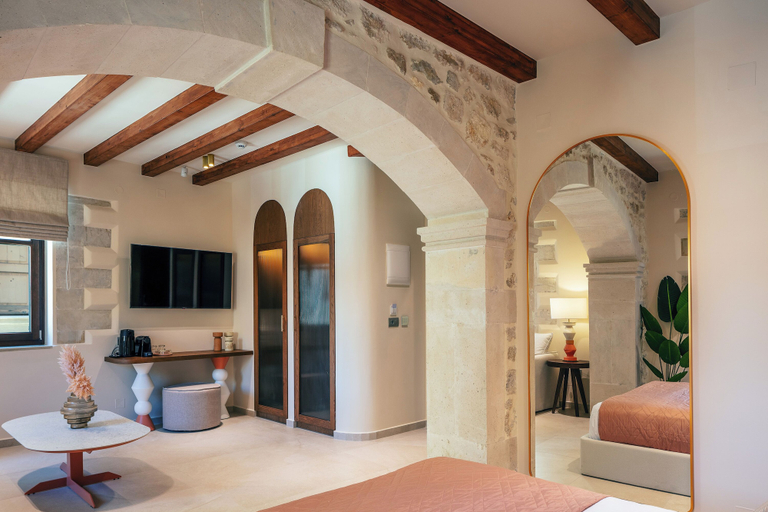 Bedroom 3, La Montre Luxury Boutique Suites, Crete