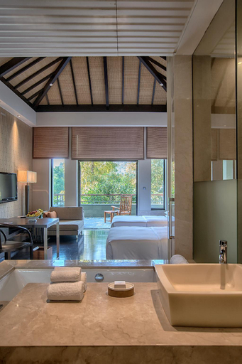 Bathroom 9