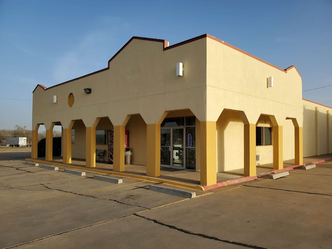 Exterior & Views 2, Red Roof Inn Shamrock, Wheeler