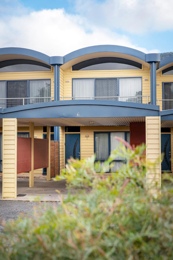 Halls Gap Townhouse Escape, N. Grampians  - Stawell