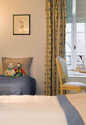 Bedroom 4, H�tel de la Cit� Carcassonne - MGallery Collection, Aude
