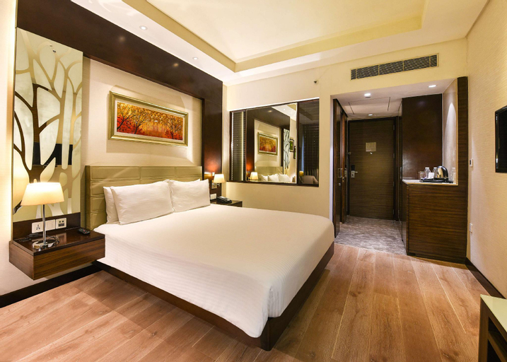 Bedroom 13