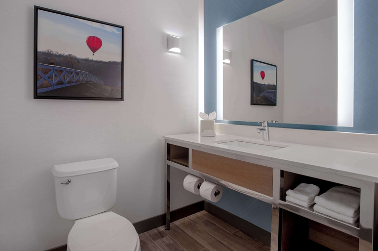 Bathroom 4