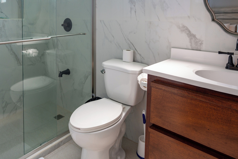 Bathroom 4, Island Magic Villas