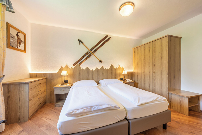 Bedroom 3, Kyrr Smart Mountain Retreat, Trento