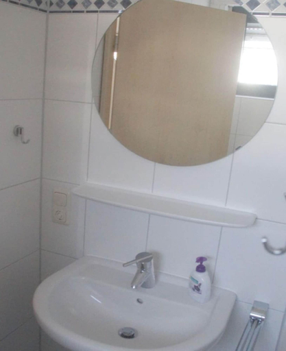 Bathroom 3, Holiday Home Hermann, Wesermarsch