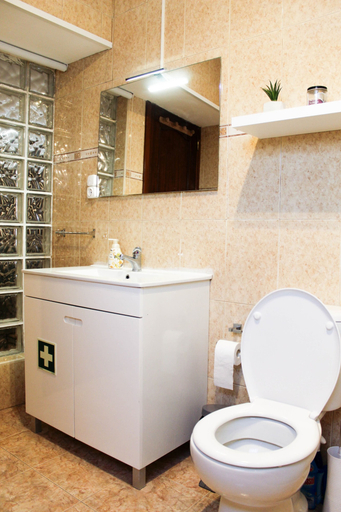 Bathroom 3, House 37North, Ponta Delgada