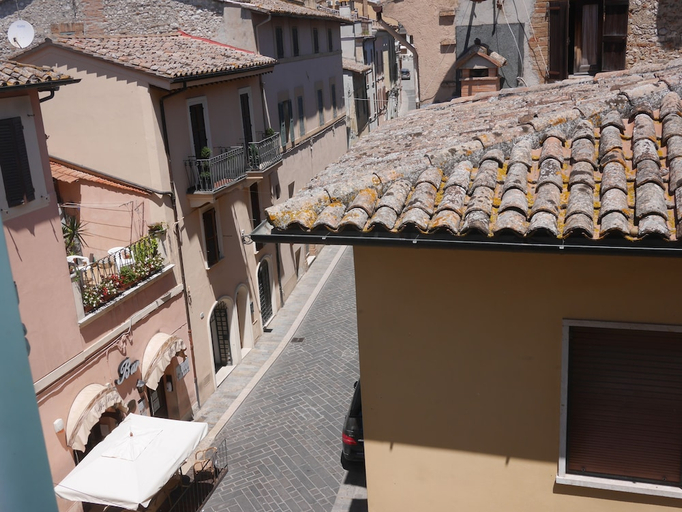 Others 3, Albergo Duomo, Terni