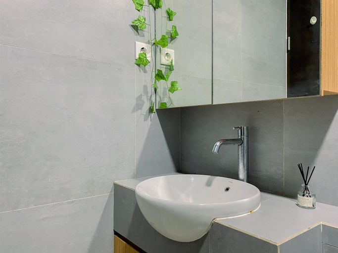 Bathroom 3, Good Place 1Br Citralake Suites Apartment, Jakarta Barat