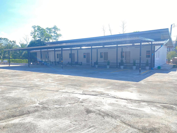 Baan Sipsong Panna, Muang Chumphon