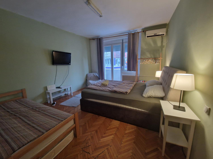Others 5, Central Station Private Rooms, Belgrade