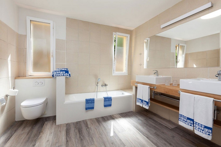 Bathroom, Tigaiga Suites, Santa Cruz de Tenerife